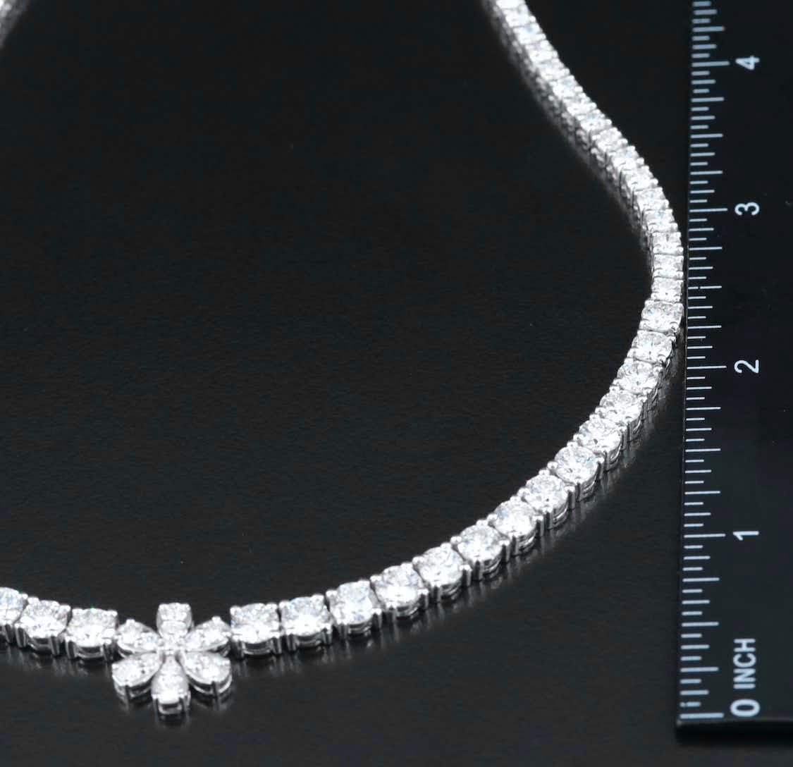 14K Graduated 20.75 CTW Lab Grown Diamond Floral Necklace