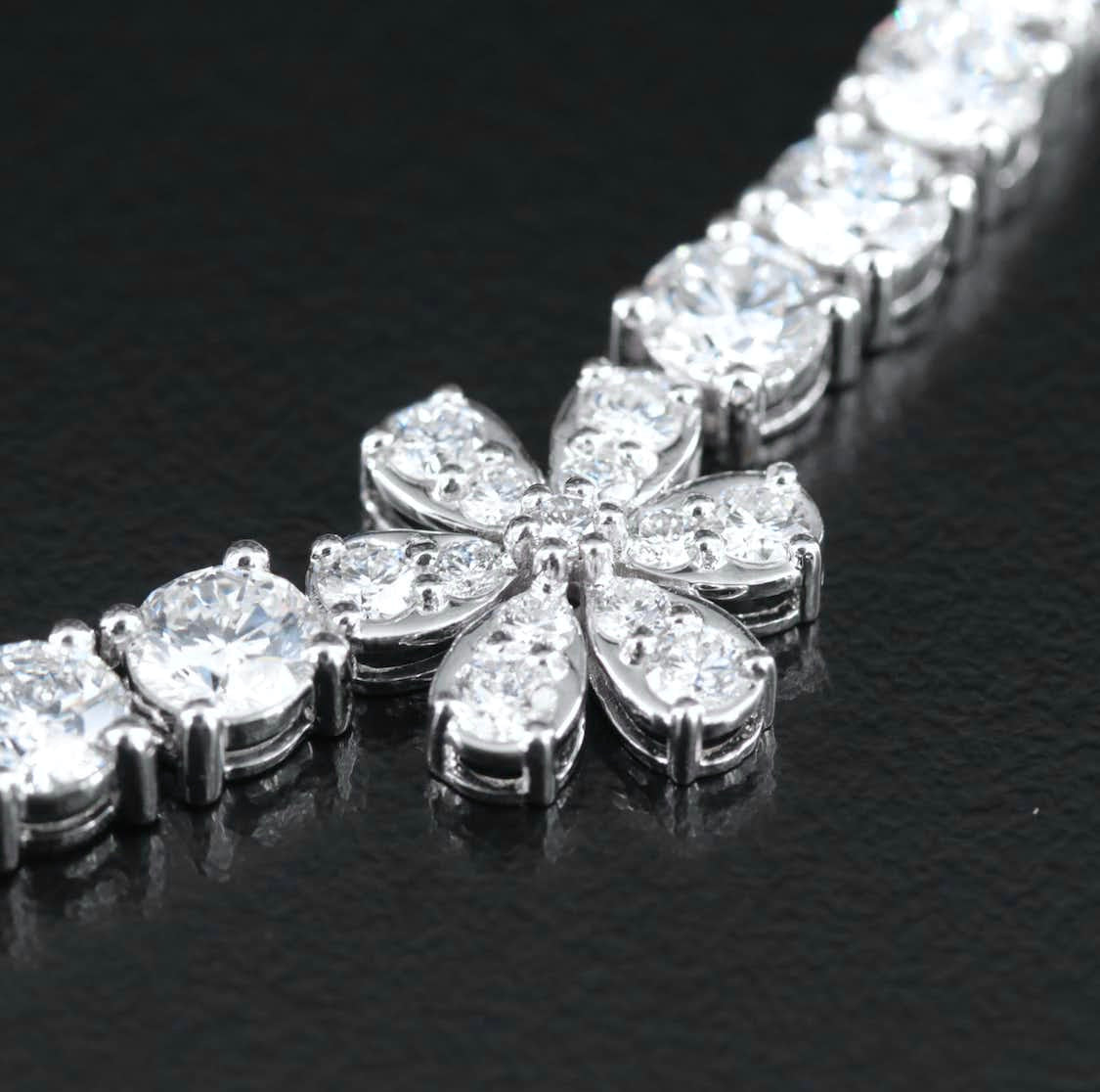 14K Graduated 20.75 CTW Lab Grown Diamond Floral Necklace