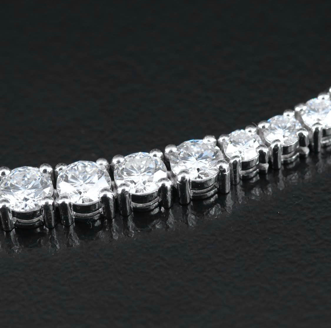 14K Graduated 20.75 CTW Lab Grown Diamond Floral Necklace