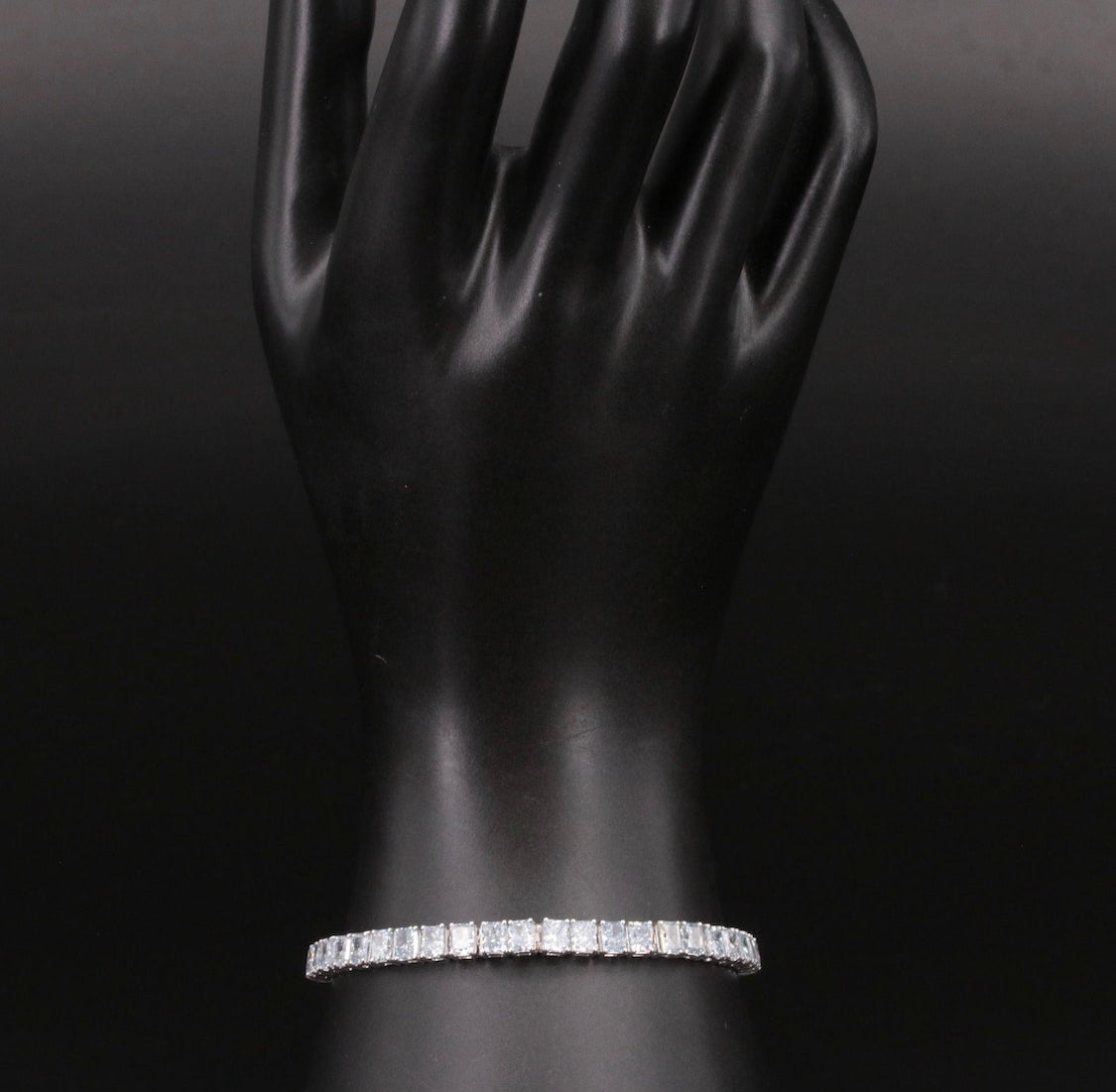 14K 15.00 CTW Lab Grown Diamond Line Bracelet w/Appraisal